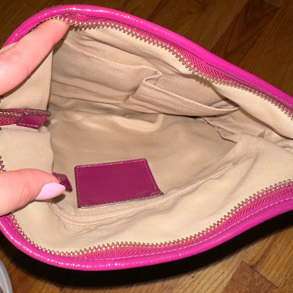 COACH - Picture 4 of 5